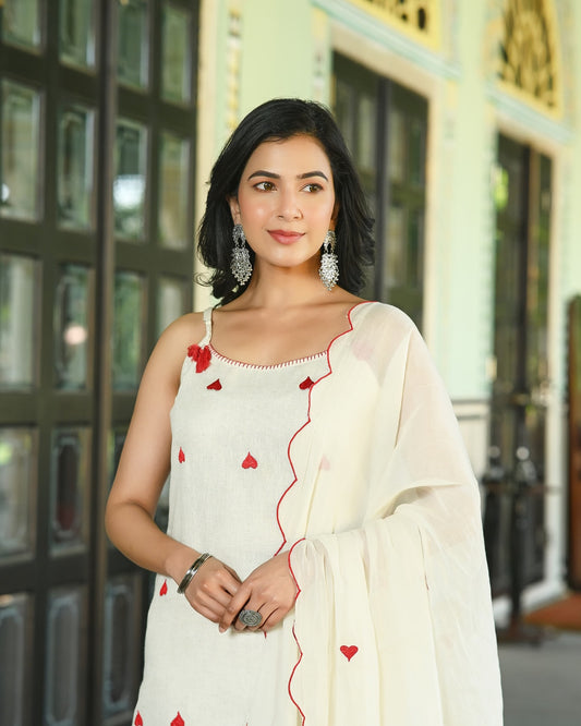 Graceful summary suit with intricate embroidery and dupatta