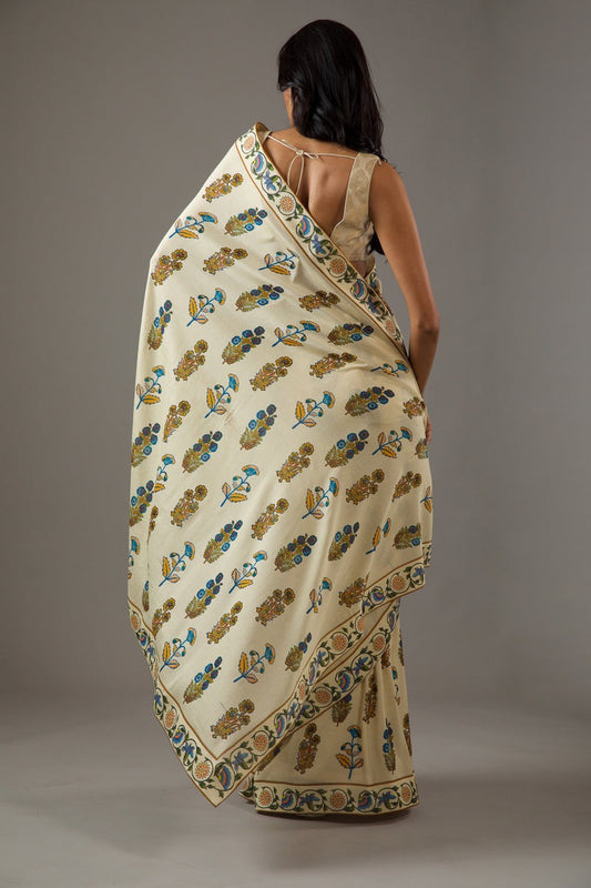 Cream Floral Printed Chiffon Saree