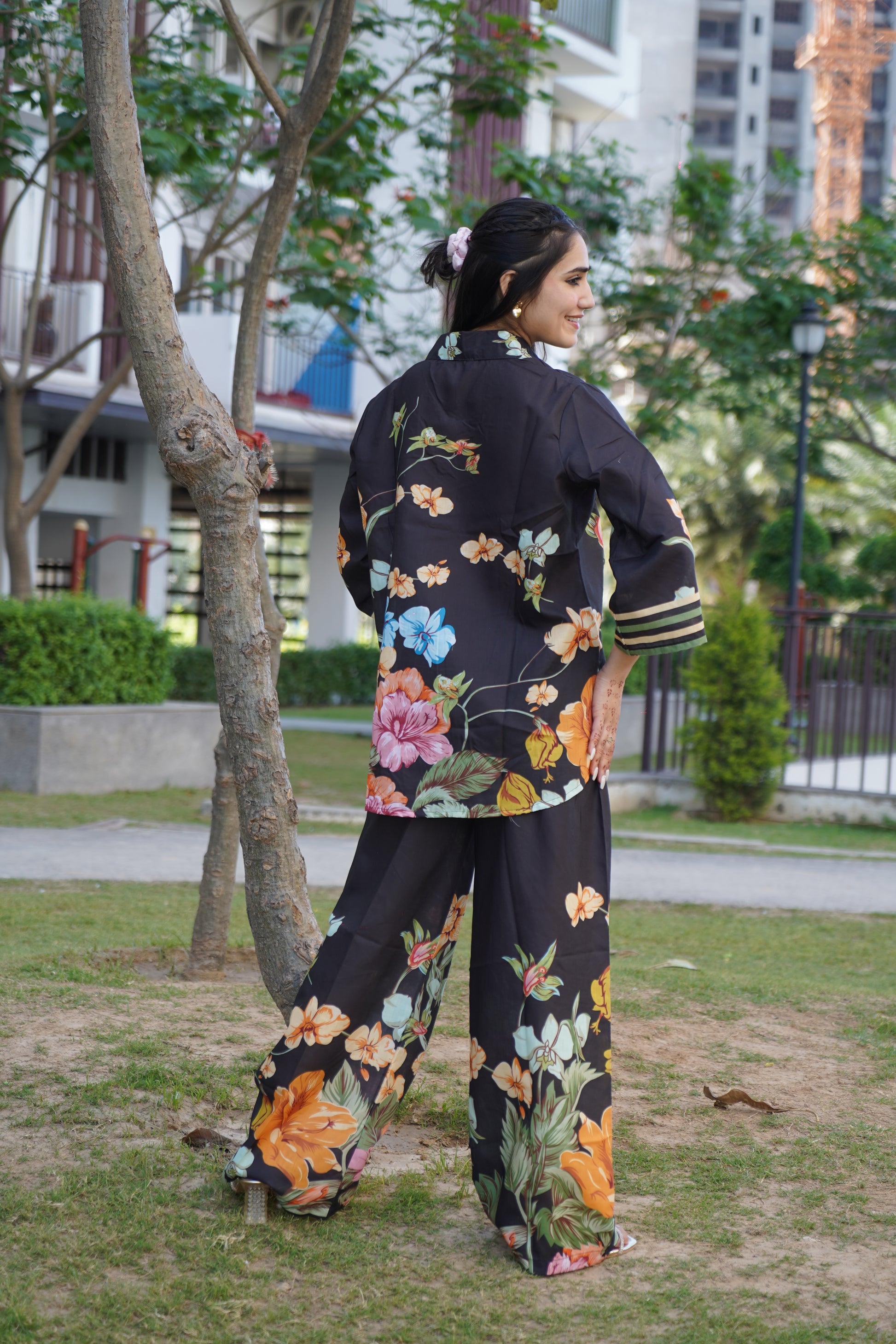  Premium muslin co-ord set featuring black digital design