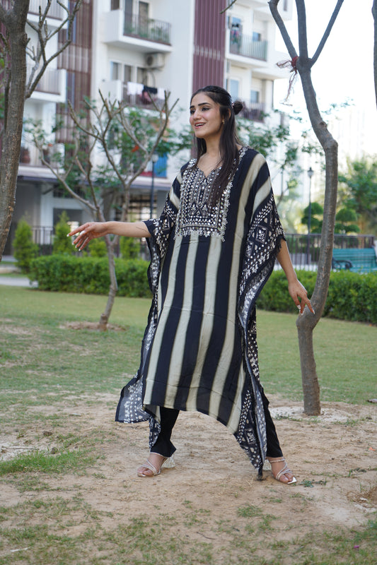 Party wear Salma Sitara Kaftaan Set with graceful design.